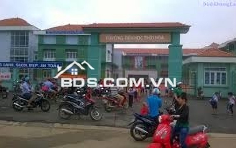 CHỦ NGỘP BÁN RẺ LÔ ĐẤT 250M2 NGAY TRƯỜNG HỌC - CHỢ VÀ KCN GIÁ CHỈ 340TR